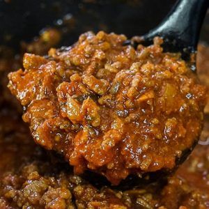 12 Hour Sauce, Meat Pasta Sauce, Greek Spaghetti, Greek Recipes Authentic, Pasta With Meat Sauce, Meat Sauce Recipes, Meat Pasta, Greek Cooking, Greek Dishes