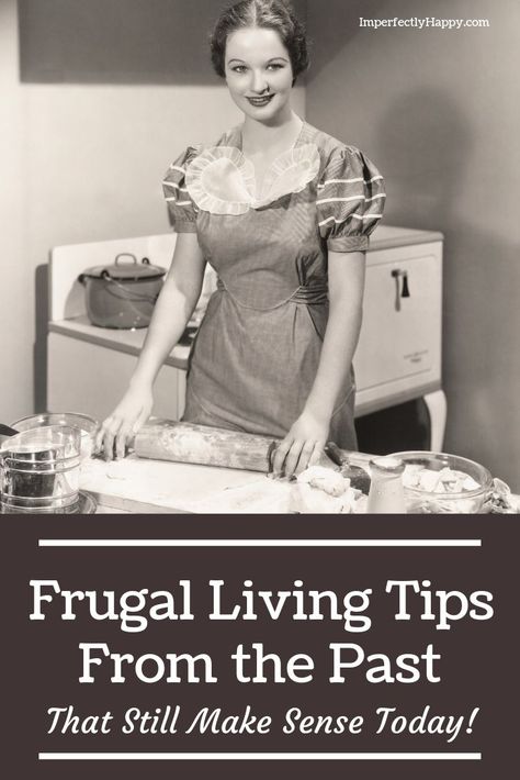 Frugal living tips from the past that still make sense today. 40 tips to get you started! Homesteading Skills, Money Frugal, Frugal Lifestyle, Savings Planner, Frugal Living Tips, Frugal Tips, Saving Ideas, Budgeting Finances, Living Tips