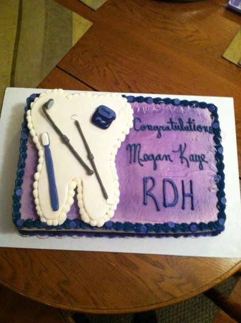 Dental hygiene graduation Dental Hygiene School Graduation Pictures, Dental Graduation Cakes, Dental Hygiene Graduation Party Ideas, Dental Hygiene Cakes, Dental Hygiene School Graduation Party, Dental Cake, Dental Hygiene Graduation, Dental Hygienist Graduation, Dental School Graduation