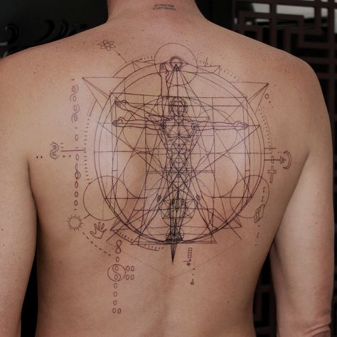 Geometric Homo vitruvianus. A very interesting project with a lot of symbols that we incorporated into the design Old Camera, Very Interesting, Tattoo Artist, Geometric Tattoo, Tatting, Vietnam, Russia, Take That, Technology