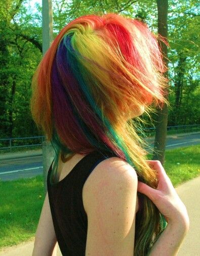 Dat hurr doe Scene Rainbow Hair, Rainbow Hair Aesthetic, Rainbow Hair Color Short, Rainbow Dash Aesthetic, Rainbow Dash Hair, Rainbow Dyed Hair, Mlp Horror, Weird Hair, Weird Aesthetic