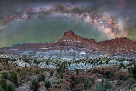 The Rainbow Mountain at Paria Utah under the Milky Way - David Lane Astrophotography Grand Staircase Escalante, Escalante National Monument, Rainbow Mountain, The Milky Way, On The Road Again, Zion National Park, Filming Locations, National Monuments, Travel Goals