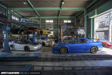 Stopping By The Advance Workshop - Speedhunters Tuner Garage, Car Meeting, Jdm Culture, Casa Garage, Garage Design Interior, Mechanical Workshop, Cool Garages, Mechanic Shop, Dream Car Garage