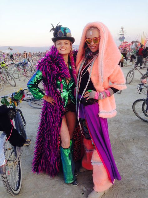 Rocking our newly hand-made fur coats at the Playa - Burning Man 2014! #shubacouture #burningman #jacket #playa # Burning Man Jacket, Burning Man Fur Coat, Burning Man Gifts Ideas, Burn Outfits, Burning Man Fashion Woman, Burningman Fashion, Afrika Burn, Burning Man Clothing, Rave Fit