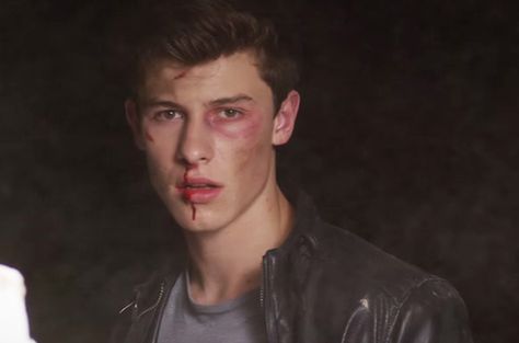 Shawn Mendes' 'Stitches' Hits No. 1 on Pop Songs Chart | Billboard Shawn Mendes Stitches, Shawn Mendes Album, Shawn Mendes Songs, Shawn Mendes Tour, Shawn Mendes Lyrics, Shawn Mendes Quotes, Shawn Mendes Concert, Shawn Mendes Funny, Shawn Mendes Memes