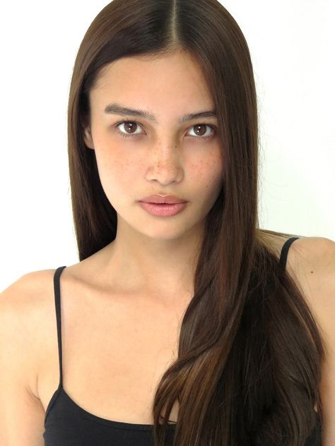 Easy Professional Hairstyles, Kelsey Merritt, Natural Glam Makeup, Hair Magazine, Natural Glam, Fresh Face, Makati, Beauty And Fashion, Real Beauty