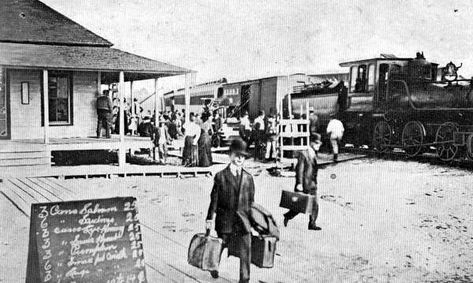 Florida Memory - First passenger train at Southport - Bay County, Florida Florida Images, Bay County, Panama City Florida, Passenger Train, Railroad Companies, Chicago Photos, Old Bay, Old Florida, Vintage Florida