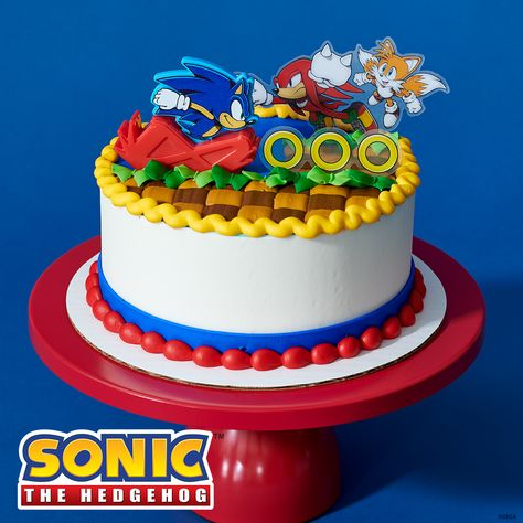 He's faster than the speed of sound, he's a fun-loving adventurer, he's Sonic! Bring fan-favorite characters to the party with a Sonic the Hedgehog™ spread at the dessert table. The coolest part? Sonic is ready to show off his need for speed even after the party ends with a moving figurine! #SonicTheHedgehog #SonicCake #SonicBirthdayParty #SonicTheHedgehogCake Sonic Desserts, Sonic Cupcakes, Sonic The Hedgehog Cake, Sonic Cake, Sonic Birthday Parties, After The Party, Speed Of Sound, Celebration Cake, Need For Speed