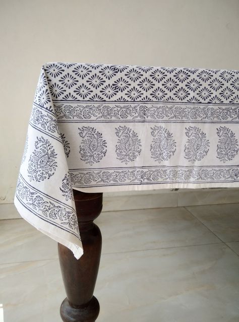 This beautiful Indian block print tablecloth can be used for giving gifts to someone on special occasion. Used on Dining tablecloth and Kitchen table cover. Architect Life, Block Printing Designs, Blue Block Print, Farmhouse Tablecloths, Block Printed Suits, Handmade Tablecloth, Hand Painted Table, Block Printed Textiles, Indian Block Print