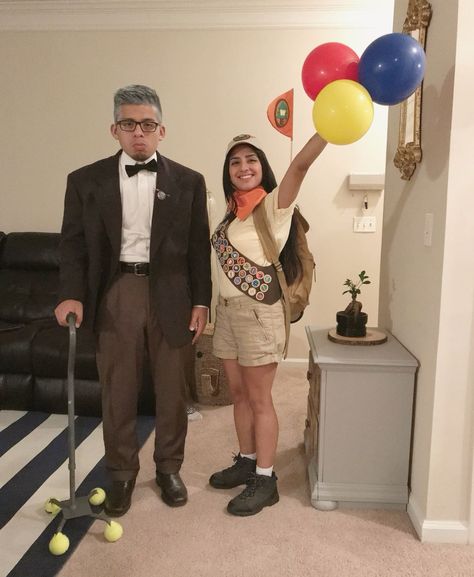 Funny Disney Couple Costumes, Disney Costumes Diy Last Minute, Disney Couples Costume Ideas, Up Couple Costume, Disney Halloween Costumes For Couples, Disfraz Up, Disney Character Inspired Outfits, 2022 Costumes, Disney Couple Costumes