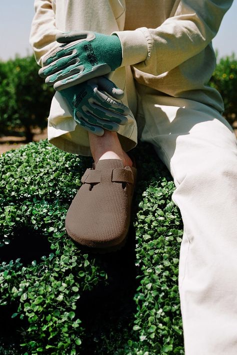 Birkenstock x Stüssy Boston Clog Collaboration Stussy Birkenstock, Boston Clogs, Nike Joggers, Ugg Slippers, Birkenstock Boston, Birkenstock Boston Clog, S Signature, Nike Air Zoom, Contemporary Fashion