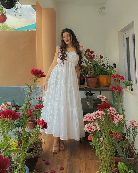 Find this gorgeous princess looking dress from our latest SADABAHAAR collection its a must have outfit in your wardrobe 🛍️ @shiphalirana she looks absolute fairy in our PRINCESS COTTON DRESS! SHOP NOW🛍️ [Sundress, cotton dress for summer, maxi dress, vacation outfit ideas, holiday outfit inspo] #sajilo_official #dress #fashion #style #ootd #dresses #outfit #onlineshopping #instagood #instafashion #beauty #fashionblogger #dresses #partyweardresses #designerdresses #sale #newcollection #su... Summer Cotton Maxi Dress, Photo Pose In Maxi Dress, Maxi Dress Ideas Indian, Long Maxi Dress Poses, Poses For Maxi Dress, Poses With Long Frocks, Poses In Maxi Dress, Poses In Long Dresses, Frock Photoshoot Poses