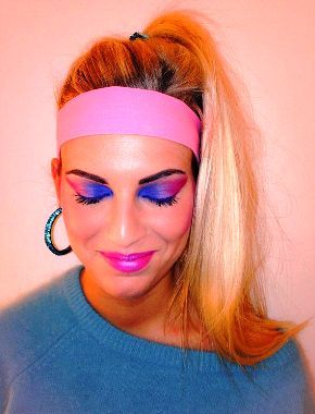 80s makeup and headband 80s Hair With Headband, 80s Makeup Simple, 80s Glam Makeup, 1980 Makeup, 80s Eye Makeup, 80’s Makeup, Cindy Lauper, 80s Makeup, Orange Makeup