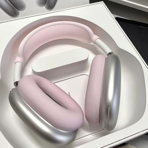 🩷CC: @destinyjosie0 link: https://amzn.to/482Qlzm https://amzn.to/48ch7Fu Airpods Max Headphones, Carcase Iphone, Προϊόντα Apple, Max Headphones, Cute Headphones, Pink Lifestyle, Produk Apple, Airpods Max, Iphone Obsession