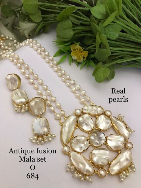 Real Pearl Jewellery, Pearl Jewels, Jewelry Set Design, Bold Art, Real Pearls, Victorian Jewelry, Art Deco Design, Vintage Jewellery, Classic Elegance