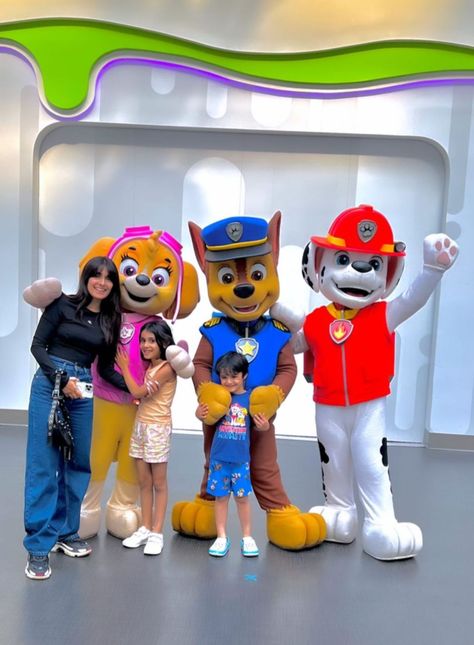 Nickelodeon Characters, Paw Patrol Cartoon, Skye Paw, Paw Patrol Characters, Paw Patrol Toys, Disney Memories, Cute Snacks, Koala Kids, Super Bikes