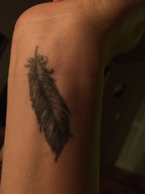 The feather symbolizes HOPE! I'm so honoured by everyone who has carried the torch! Love you all, #EvilRegals Ouat Characters, Regina Mills, The Torch, Feather Tattoo, Discreet Tattoos, Wrist Tattoo, Up Tattoos, Feather Tattoos, Get A Tattoo