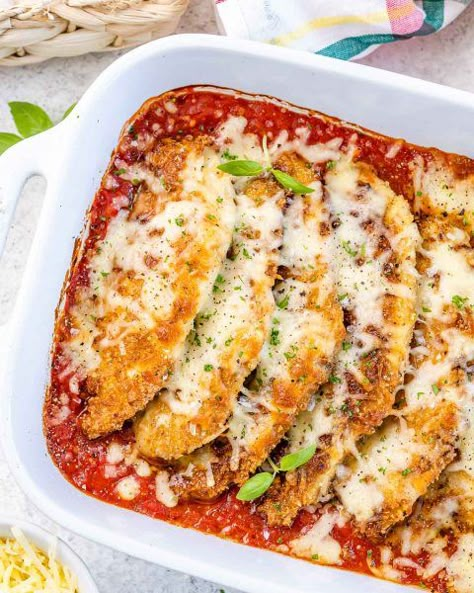 Weeknight Chicken Parm | Clean Food Crush Weeknight Chicken, Marinara Sauce Homemade, Chicken Parm, Clean Food Crush, Homemade Marinara, Food Crush, Perfect Lunch, Clean Food, Healthy Eating Recipes