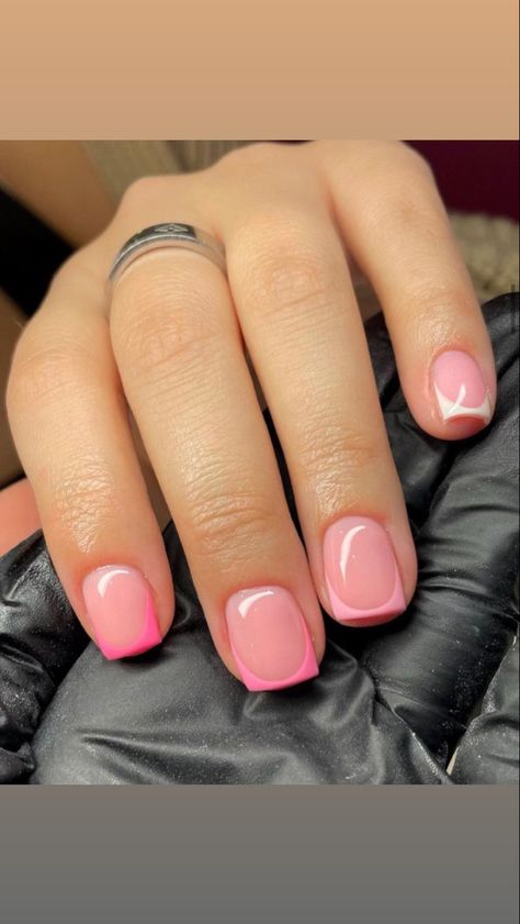 Short Square Nails Gel Simple, Cute Short Nail Designs Pink, Nail Designs Short Square Nails, Pink French Square Nails, Short Nails Ideas French, Pink French Nails Short, Short Acrylic Nails Round, Extra Short Nails Ideas, Nails Super Short