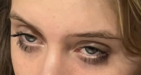 Crazy Eyes Aesthetic, Wide Eyes Aesthetic, Bug Eyes Aesthetic, Make Up Tired Eyes, High Aesthetic Eyes, Tired Eye Reference, Dark Under Eyes Aesthetic, Angry Eyes Aesthetic, Dark Undereyes Makeup