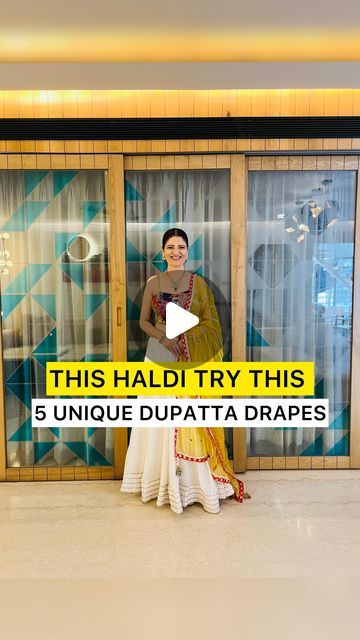 Heena Gehani on Instagram: "Dupatta drama at its finest! 💫 Elevate your ethnic look with these 5 stunning drapes for your dupatta. From the classic pleat to the trendy cape style, each fold adds a touch of elegance. Paired effortlessly with a lehenga and crop top combo, create your own style story! 💃✨ This pristine white lehenga and crop Has intricate details and traditional silhouette makes it a timeless ensemble for every celebration. Dance through life in style with the perfect blend of tradition and contemporary chic. 💃🕊️ If you’re reseller then @aekaa.in is the best wholesaler and suppliers and they have huge variety in women clothing collection, all the resellers do contact them to get at the lowest price. . . . #WhiteWonder #LehengaLove #croptopelegance #dupattastyles # Dupatta As Cape, Cape Style Dupatta Draping, Bridal Dupatta Draping Styles, Dupatta Hacks, Saree With Cape, Lehenga Dupatta Draping Style, How To Make A Cape, Dupatta Draping Styles, Trendy Lehenga