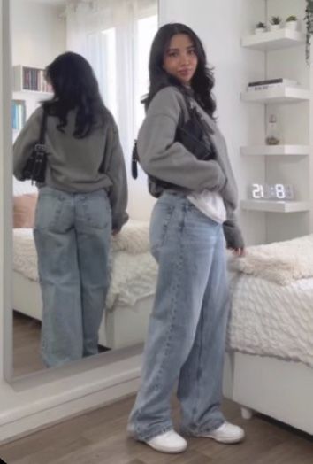 Overaized Jeans, Rip Jeans Outfit, Light Grey Sweater Outfit, Collar Sweater Outfit, Gray Shirt Outfit, Dark Blue Jeans Outfit, Grey Jeans Outfit, Grey Sweater Outfit, Fall Streetwear