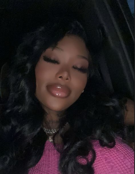 Walker Wallpaper, Queen Summer, Celebrity Selfies, Playlist Covers Photos, Summer Walker, Cute Rappers, Celebrity Wallpapers, Female Rappers, Makeup Obsession