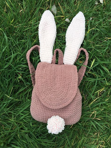 Crochet Bunny Backpack Free Pattern, Bunny Backpack Pattern, Crochet Rucksack, Crochet Bunny Bag, Backpack Patterns, Easter Bunny Crochet, Crochet Easter Bunny, Plastic Bag Crochet, Crochet Tote Pattern