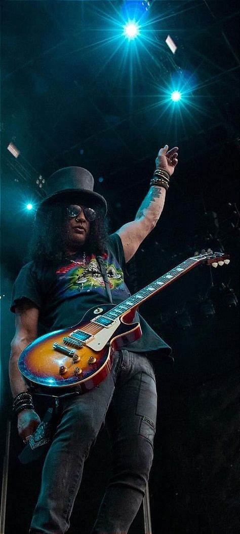 Slash Wallpaper, Slash Costume, Slash Gnr, Rain Wallpaper, Rock Band Logos, Michael Jackson Wallpaper, Rock Aesthetic, November Rain, Rain Wallpapers