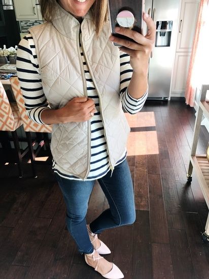 Loving these easy to wear and versatile pieces! Perfect outfit for a Fall day! #AffordableFashion #FallFashion Cream Vest Outfits For Women, Cream Vest Outfit, Quilted Vest Outfit, White Striped Shirt Outfit, Ideas For Clothes, Vest Outfits For Women, Living In Yellow, Simple Casual Outfits, Ideas Clothes