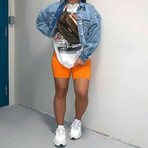 Biker Shorts Outfit Baddie, Biker Shorts Outfit Summer, Cycling Shorts Outfit, Park Outfit, Legging Court, Theme Park Outfits, Outfit Baddie, Denim Shorts Outfit, Biker Shorts Outfit