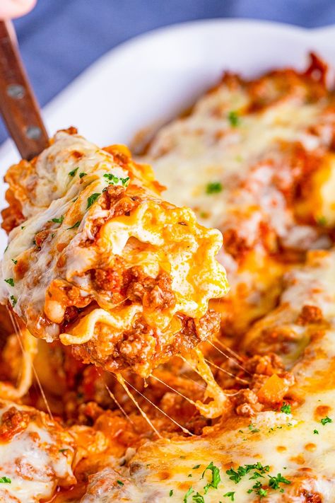 Lasagne Roll Ups, Chicken Lasagna Rolls, Meat Sauce Recipe, Turkey Lasagna, Best Lasagna, Lasagna Roll Ups, Lasagna Roll, Lasagna Ingredients, Meat Sauce Recipes