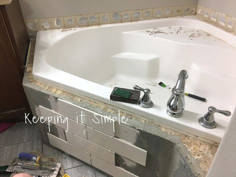 Corner Bathtub Tile Ideas, Corner Tub Surround Ideas, Corner Tub Remodel, Corner Tub Master Bath, Corner Bathtub Ideas, Bathroom With Corner Tub, Corner Jetted Tub, Tub Surround Ideas, Corner Jacuzzi Tub