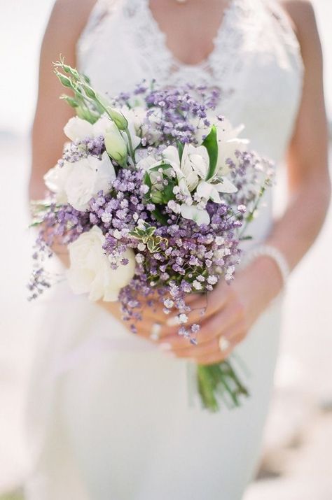 Lavender Wedding Bouquet, Small Wedding Bouquets, Purple Bouquets, Purple Wedding Bouquets, Winter Wedding Flowers, Lilac Wedding, Purple Wedding Flowers, Lavender Wedding, Wedding Flower Arrangements