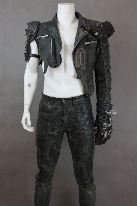 Mad Max Jacket, Apocalypse Costume, Mad Max Costume, Max Costume, Post Apocalyptic Clothing, Apocalypse Fashion, Warriors Jacket, Jacket Inspiration, Wasteland Warrior