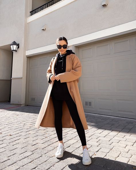 10 Ways to Style a Camel Coat for the Fall - LIFE WITH JAZZ Chic Loungewear Outfits, Athleisure Outfit Ideas, Life With Jazz, Matching Loungewear Set, Camel Coat Outfit, Chic Loungewear, Athleisure Outfit, Outfit Gym, Loungewear Outfits