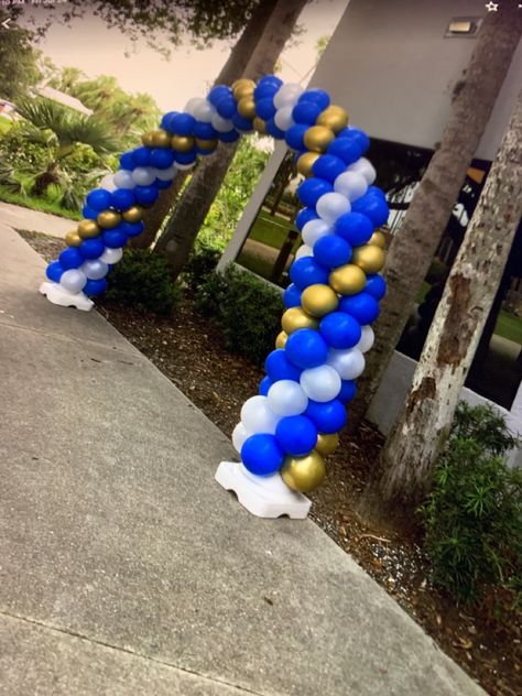 Middle school class of 2020 Spiral Balloon Arch, School Class, Class Of 2020, Balloon Arch, Lokai Bracelet, Middle School, Live Lokai Bracelet, Arch, Balloons