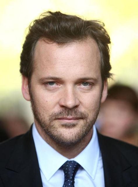 Peter Sarsgaard, Iron Mask, Movie Actors, Dead Man Walking, Blue Peter, Another Day In Paradise, Male Actors, Independent Films, Dead Man