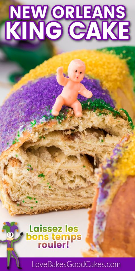 New Orleans King Cake King Cakes New Orleans, New Orleans King Cake Recipe, Best King Cake Recipe, Nola Food, New Orleans King Cake, King Cakes, King Cake Recipe, King Food, Amazing Desserts