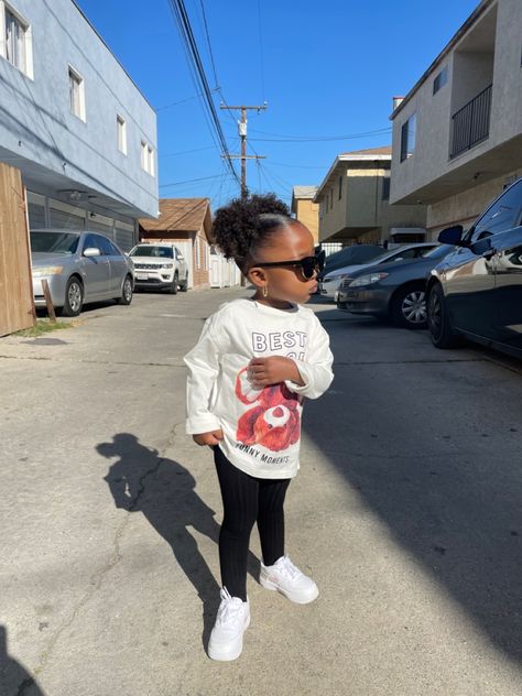 Outfit: zara , Shoes: nike , Glasses:Amazon Nike Glasses, Converse Outfit, Outfit Zara, Girls Converse, Future Outfit, Outfits With Converse, Nike Blazer, Zara Shoes, Shoes Nike