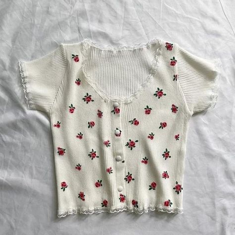 Mori Girl Fashion, Cottagecore Fashion, Cardigan Crop Top, Cardigan Crop, Crop Top Sweater, Knit Crop Top, Looks Vintage, Online Shopping Clothes, Aesthetic Clothes