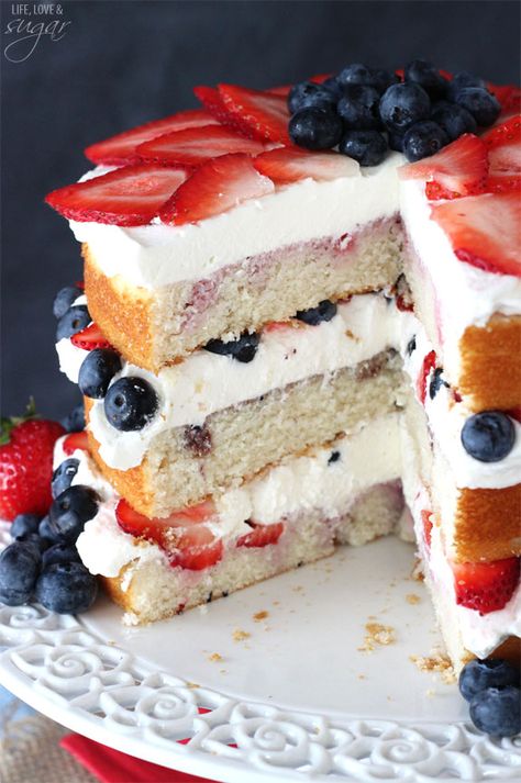 Fresh Berry Vanilla Layered Cake - layers of moist vanilla cake flavored with pureed strawberries and blueberries, layered with fresh berries and whipped cream! #pictureperfectplate Vanilla Cake With Fruit, Vanilla Layered Cake, Cake With Fruit Filling, Fruit Filling Recipe, Vanilla Layer Cake Recipe, Cake With Fruit, Moist Vanilla Cake, Patriotic Desserts, Nice Recipes