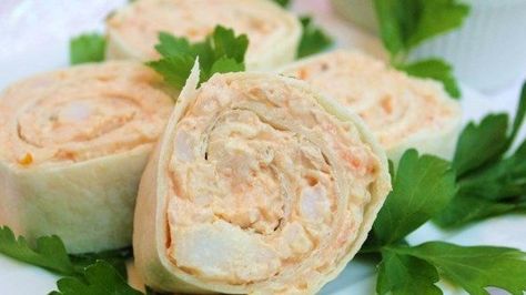 This is an easy and delicious spread, and yet another way to use tortillas for an appetizer. The mixture can also be used without the tortillas as a spread on crackers. Pin Wheels, Crab Rolls, Tortilla Rolls, Meat Rolls, Roll Ups Tortilla, Pinwheel Recipes, Appetizer Ideas, Crab Salad, Crab Recipes