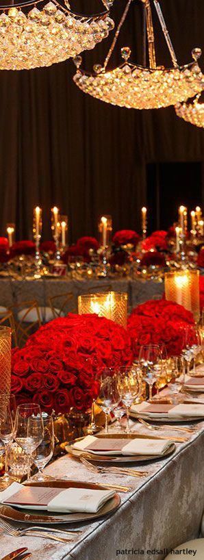 look at this gorgeous red and gold decor for new years wedding! Diner Party, Dinner Reception, Red Wedding Theme, Gold Wedding Theme, Gold Table, Wedding Decor Elegant, Romantic Roses, Burgundy And Gold, Opening Night