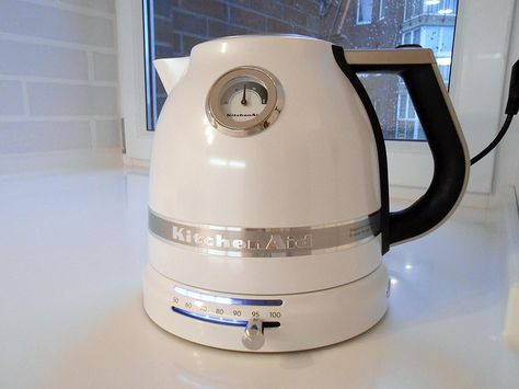 KitchenAid Kettle | Flickr - Photo Sharing! Kitchenaid Kettle, Dining Inspiration, Tea Kettles, Almond Cream, Coffee Makers, Tea Kettle, Electric Kettle, Kitchen Aid, Kitchen Accessories