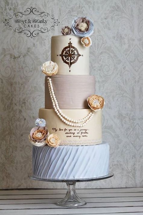 vintage wedding cake Nautical Wedding Cakes, Compass Wedding, Vintage Wedding Cake, Nautical Cake, Beach Cakes, My Love For You, Amazing Wedding Cakes, The Compass, Crazy Cakes