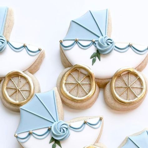 Maison Wells on Instagram: "Sweetest baby carriages 😭  How cute would it be if these were actually what we all still used today.   Used size 3.5” baby stroller here!" Stroller Cookies Decorated, Baby Cookies Decorated, Baby Carriage Cookies, Christening Cookies, Royal Iced Cookies, Sugar Cookie Designs, Cutout Sugar Cookies, Baby Cookies, Fancy Cookies