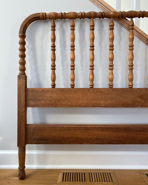 Restoring a Jenny Lind Bed: Tips and Tricks for a Stunning Finish - Fun Home Building Spool Bed, Cottage Core Bedroom, Jenny Lind Bed, Headboard Makeover, Natural Wood Bed, Pine Bed Frame, Bed Makeover, Spindle Bed, Oak Bed Frame