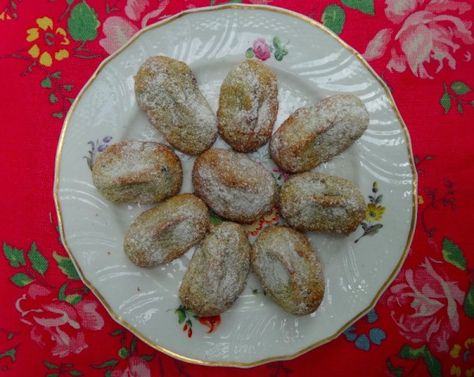 Ottolenghi Sour Cherry and Pistachio Amarreti biscuits Amarreti Biscuits, Cherry Pistachio, Biscuit Recipes, Sour Cherry, Biscuit Recipe, The Church, Pistachio, Biscuits, Cherry