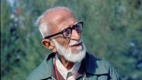 Salim Ali is one of the greatest ornithologists and naturalists in India. He worked to protect and document birds and their habitats. He was the… The post Salim Ali: The Birdman of India appeared first on AtomsTalk. Salim Ali, Bird Man, Science Stories, Biomedical Science, Indian Government, Dehradun, Medical Science, Zoology, Square Sunglasses Men